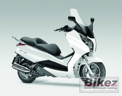 2010 Honda S-Wing 125 photo